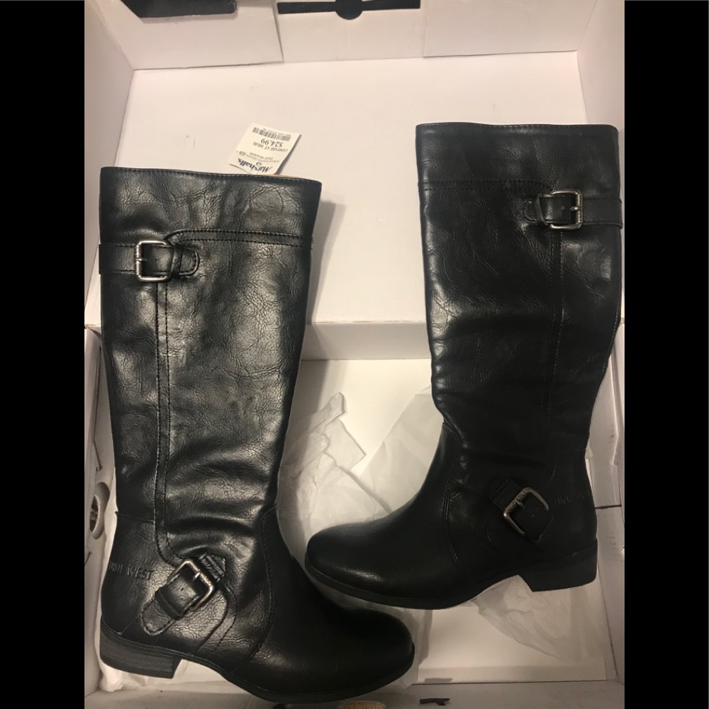 NWT girls boots